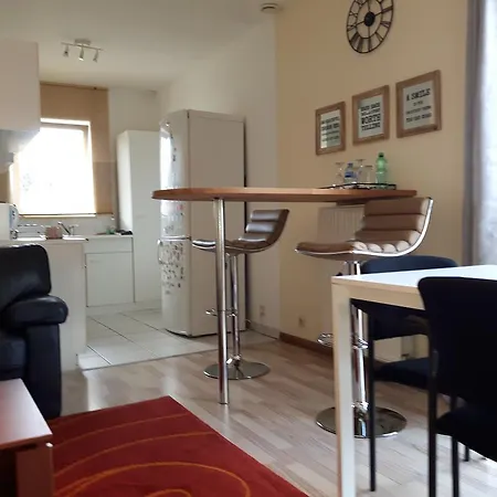 Apt Et Chambres Chez Lila & Nicolas 아파트 *