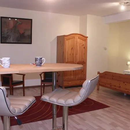 Apt Et Chambres Chez Lila & Nicolas * Braine-lʼAlleud