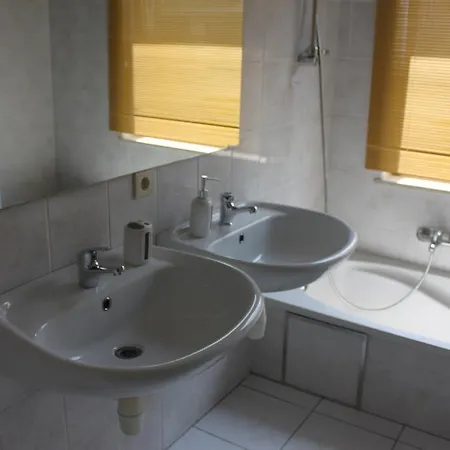Lejlighed Apt Et Chambres Chez Lila & Nicolas Braine-lʼAlleud