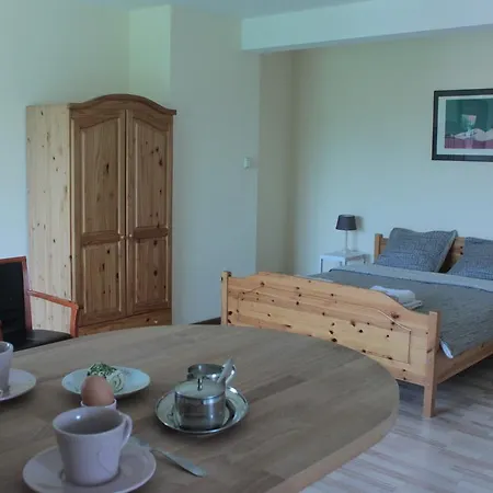 Apt Et Chambres Chez Lila & Nicolas Braine-lʼAlleud