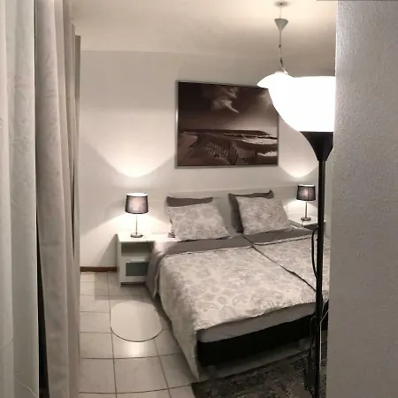 Apt Et Chambres Chez Lila & Nicolas
